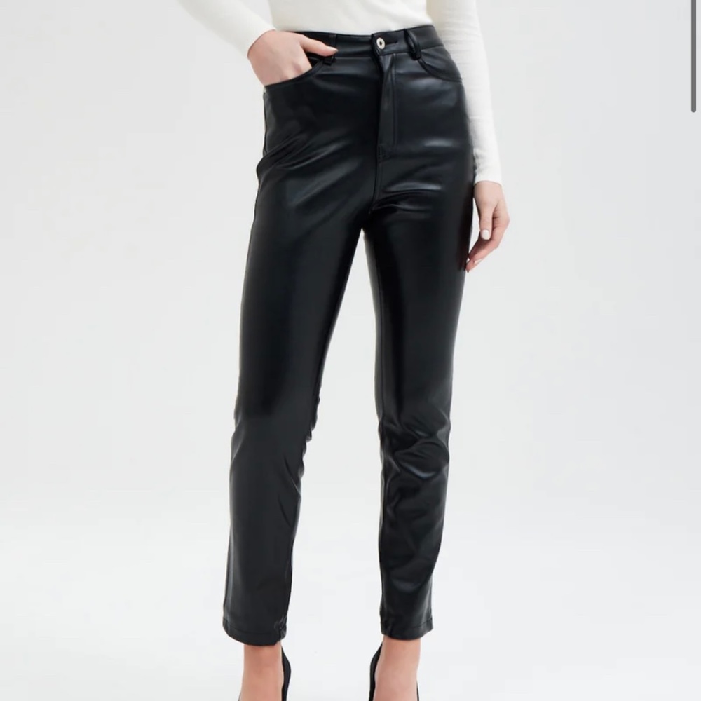 BOA Black Leather Slim leg pants- US 6